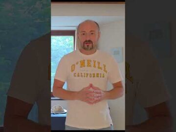 Taking the Order! What to know before you approach the table! Waiter Training Video